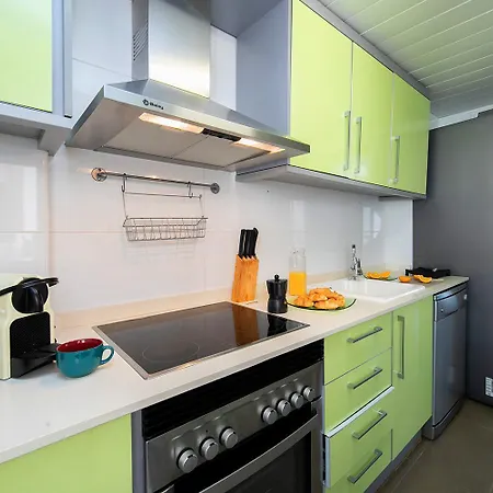 Lejlighed Atico Borumbot 2-2-3-14 *