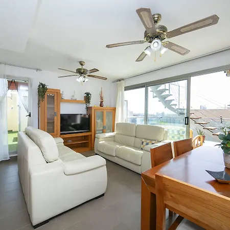 Lejlighed Atico Borumbot 2-2-3-14 *